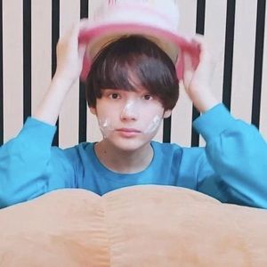 Meet your Posher, Naria